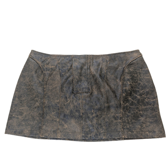 Edgy Distressed Mini Skirt | Akira Faux Leather Grunge Y2K Streetwear M - Picture 2 of 9